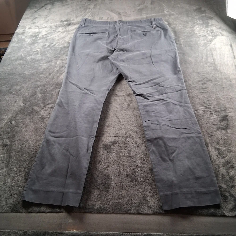 Under Armour Golf Chino Pants Mens 38x34 Gray Flat Front Stretch Waistband